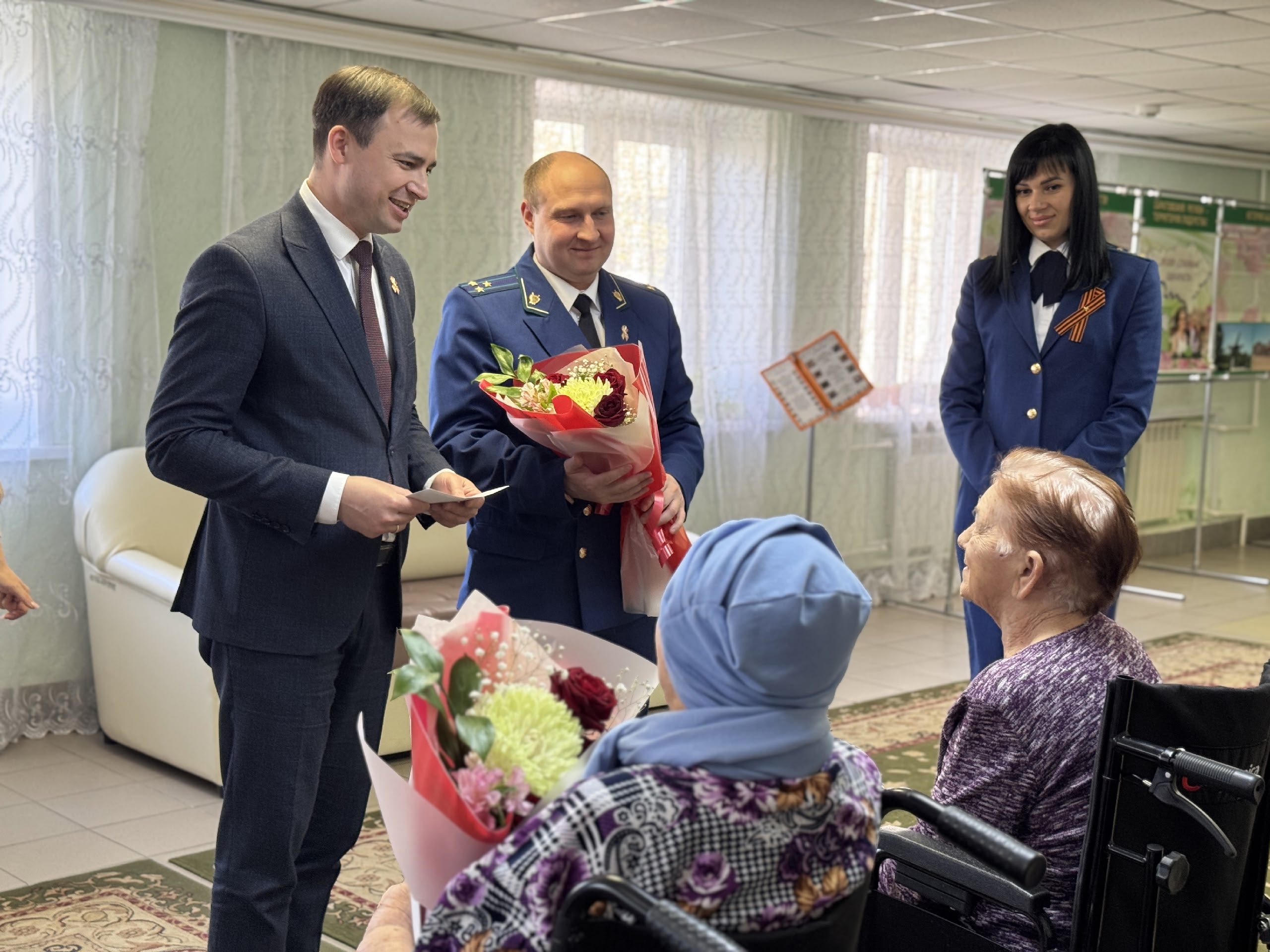 Ветеранов фронта, тыла и труда поздравили в Балашовском интернате